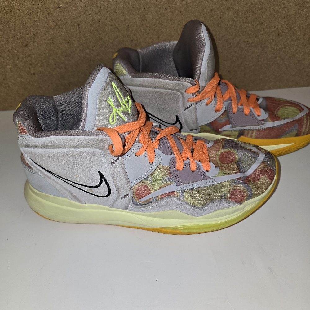 Nike women's kyrie